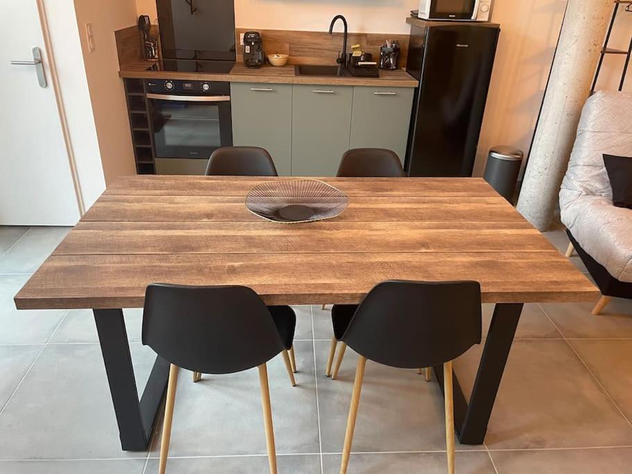 Loft Avec Terrasse Au Pied Du Chateau Amboise Esterno foto
